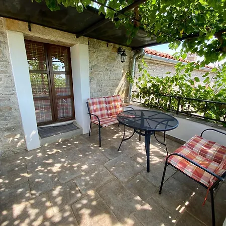 Holiday home Agroturizam Nezic Oprtalj