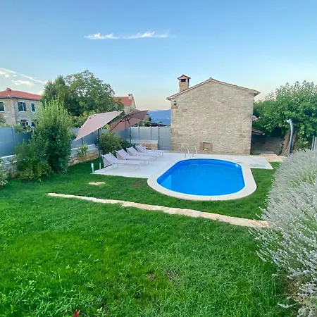 Holiday home Agroturizam Nezic *